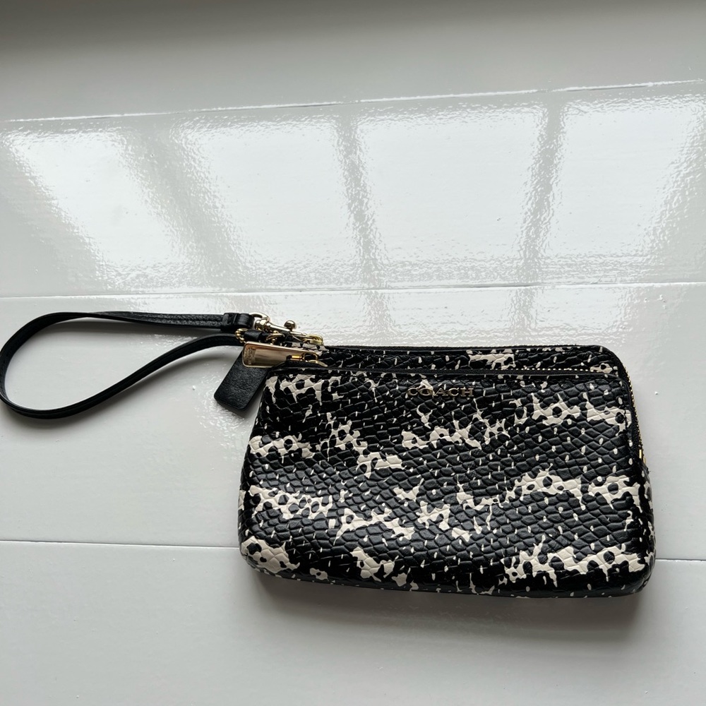 Coach wristlet